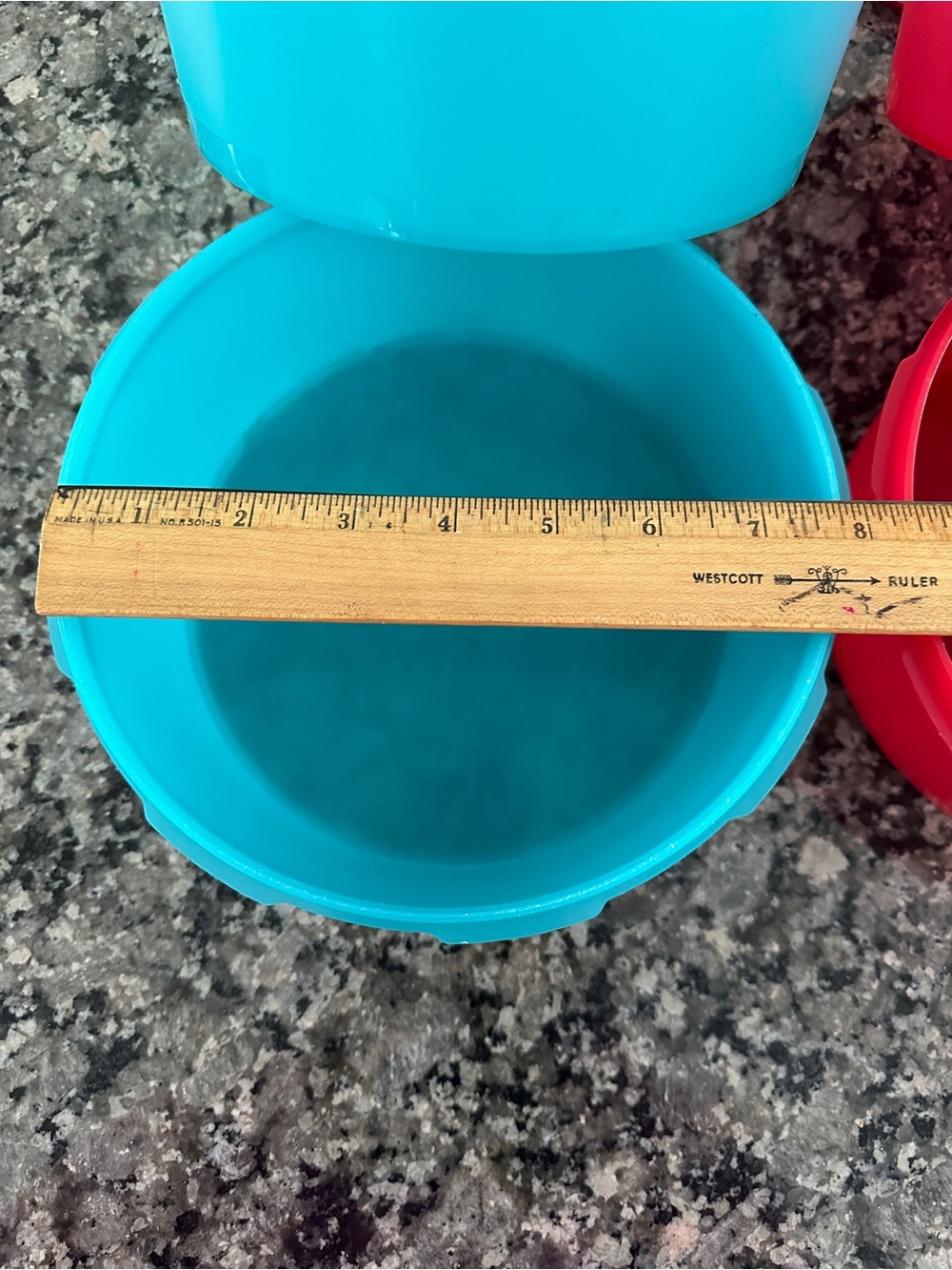 Tupperware Food Storage - Picture 9 of 10